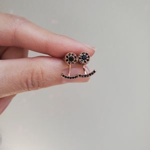 Silver earrings with black zirconia